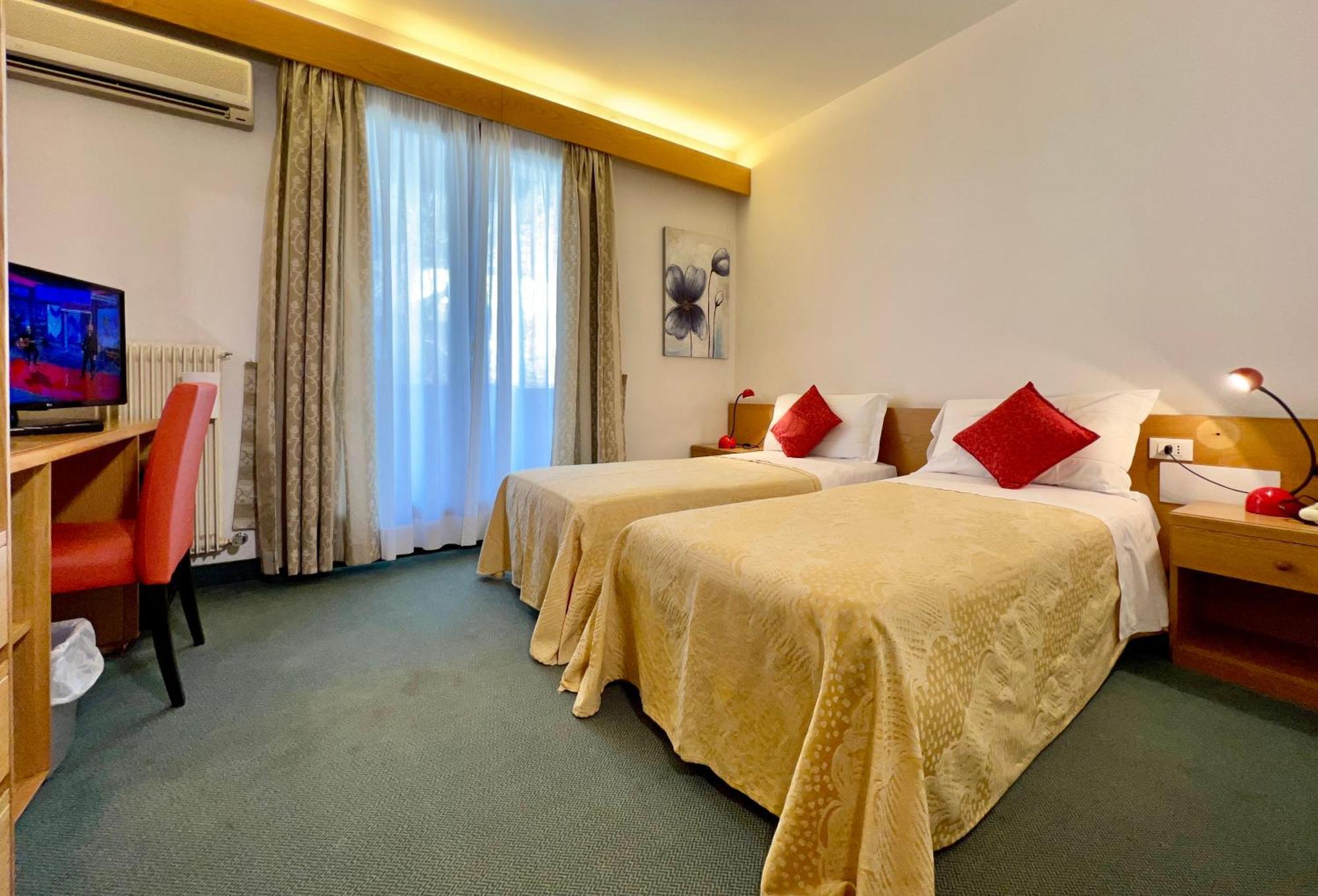 Hotel Bella Venezia Латизана Экстерьер фото