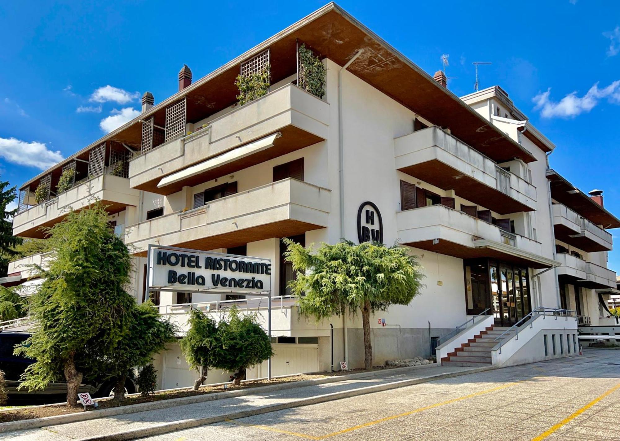 Hotel Bella Venezia Латизана Экстерьер фото