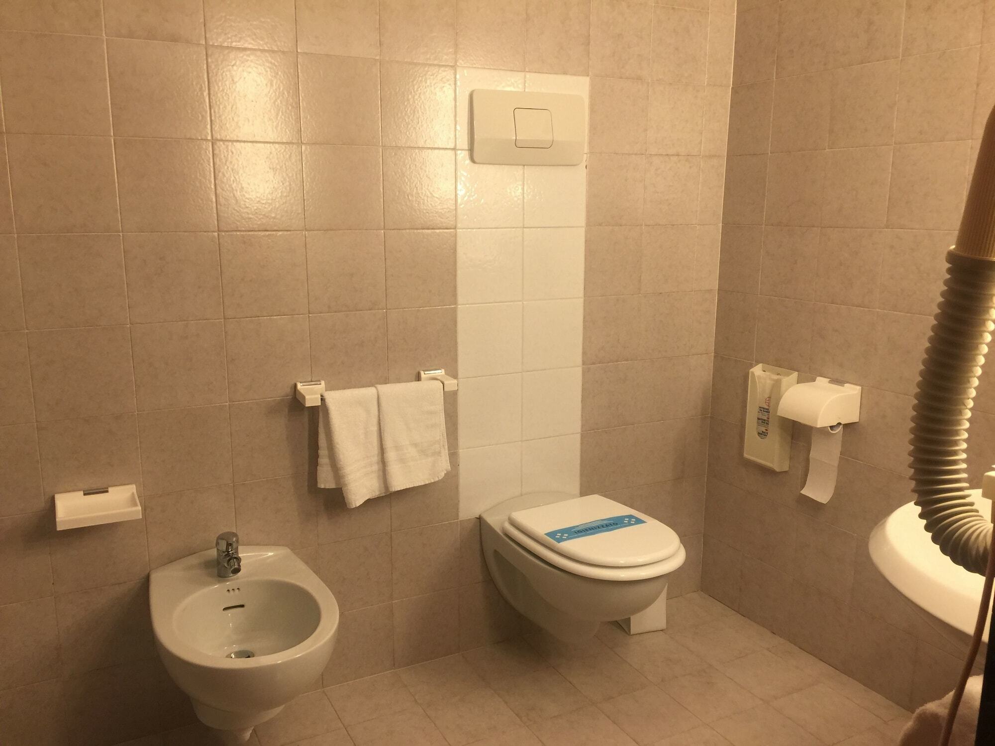 Hotel Bella Venezia Латизана Экстерьер фото
